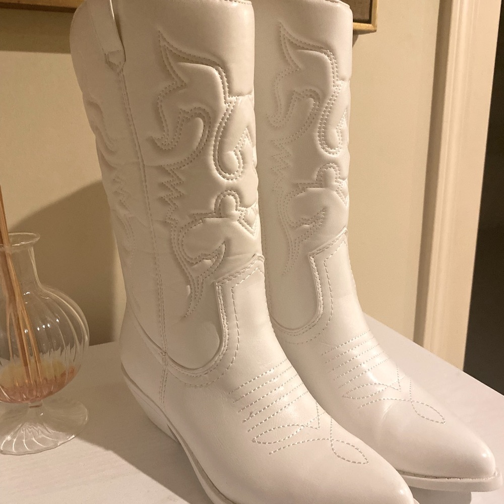 Soda Womens Cowgirl Cowboy Western Stitched Boots